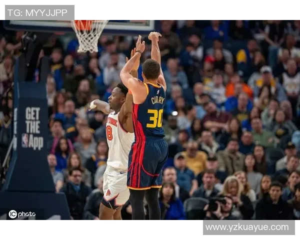 勇士险胜爵士，库里压哨三分绝杀