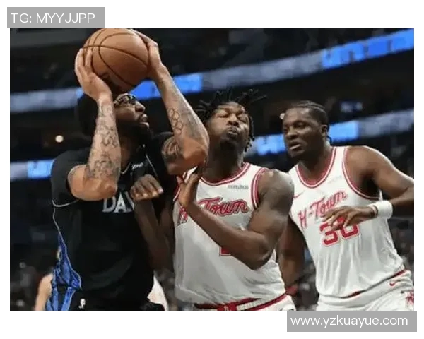 火箭队与独行侠激战正酣谁能在这场对决中笑到最后